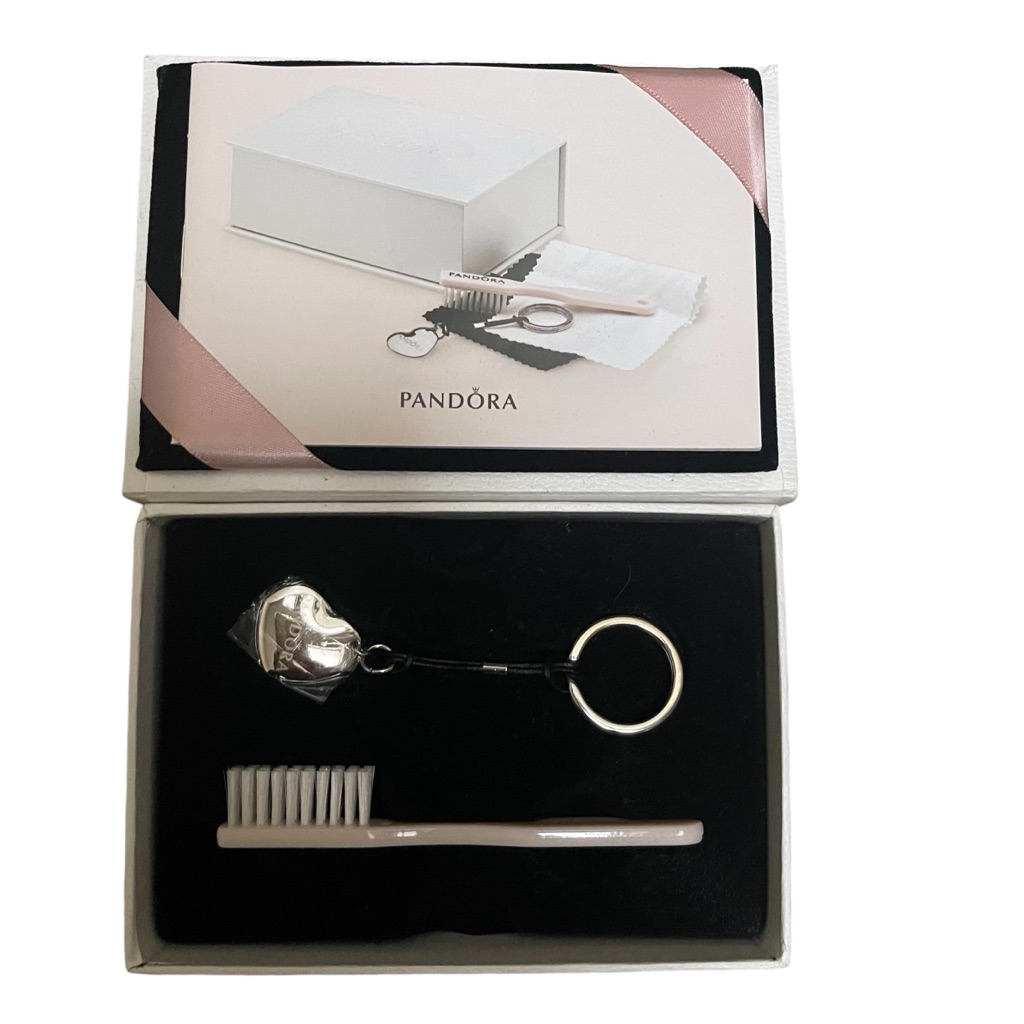 New Pandora Silver Heart Keychain With Box Pouch And Polishing Cloth Great Gift